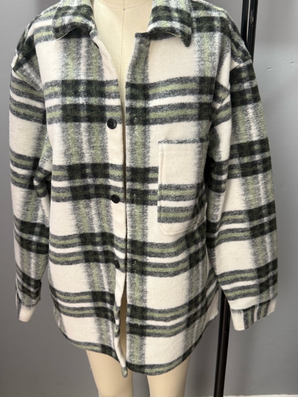 H&M Cream and Dark Green Plaid Shacket - Picture 5 of 6